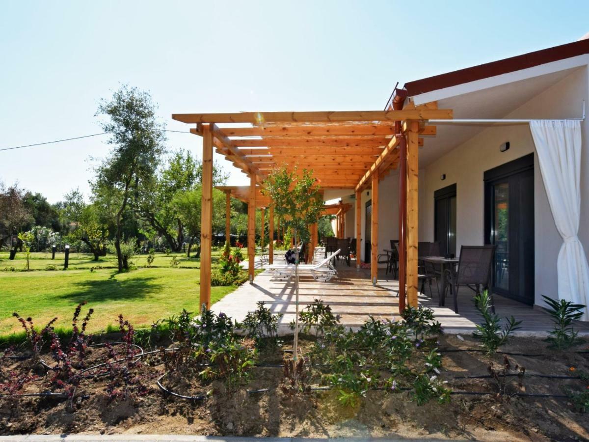 Notos Resort - Tristinika Sithonia Toroni Exterior foto